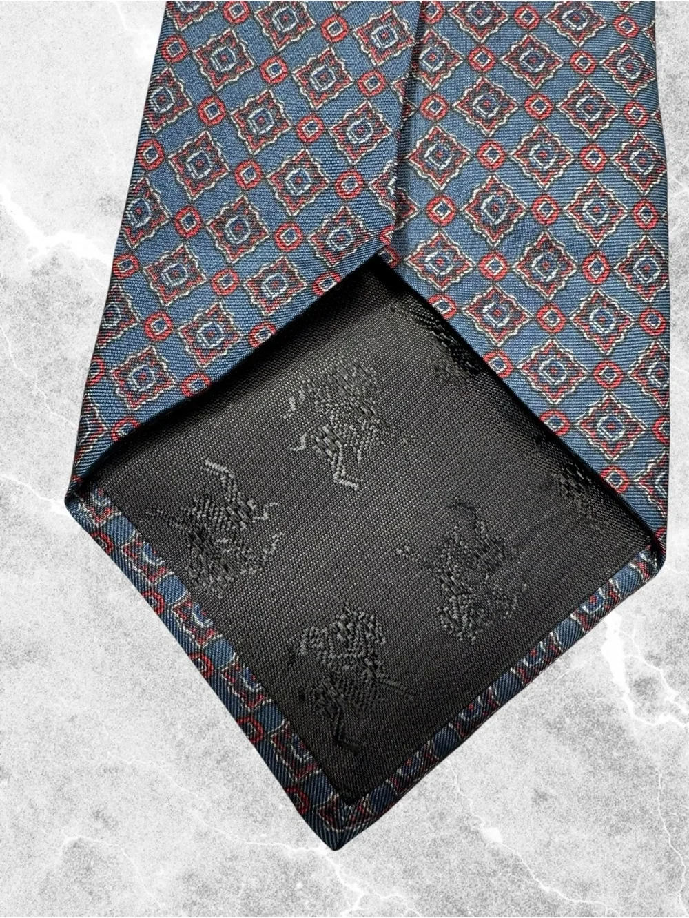 Vintage Hart Schaffner Marx 100% Silk Tie